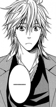 Такуми Ёсиминэ