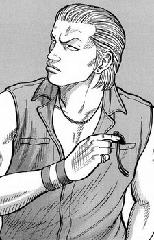 Сюнсукэ Адзума