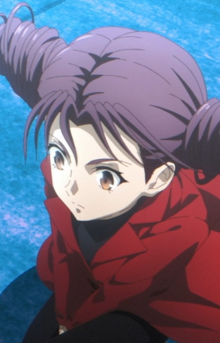 Нападающая в красном пальто 2