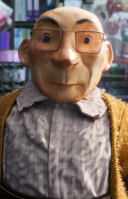 Владелец магазина канцелярских товаров