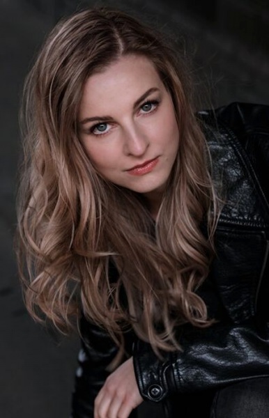 Джоанна Жиро