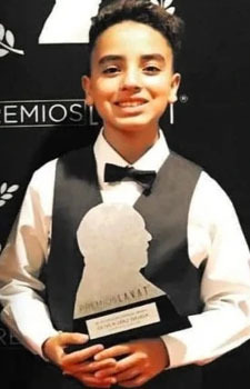 Оливер Диас