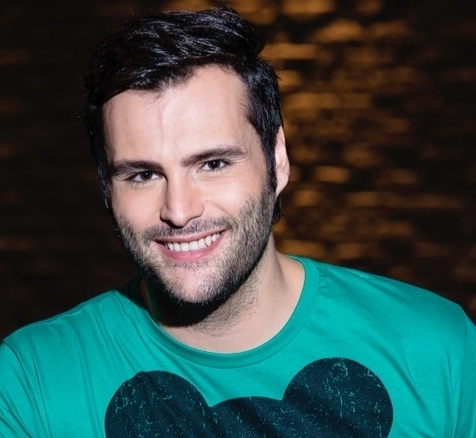 Леандро Луна