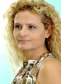 Эмилия Коста