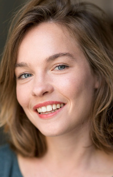 Сара Брэнненс