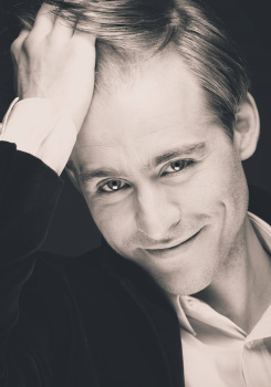 Дамьен Локенё