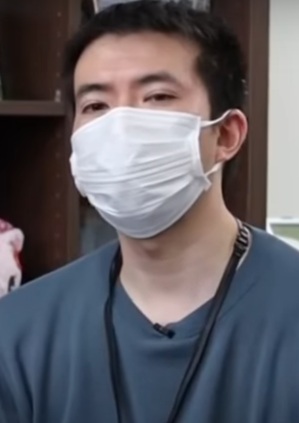 Ацуси Фудзисиро