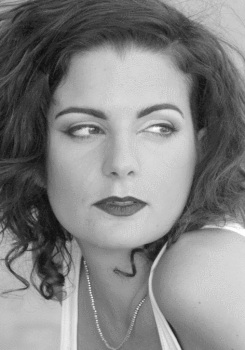 Дебора Руаш