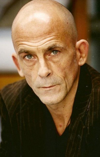 Эммануэль Карсен