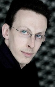 Николя Бюшо