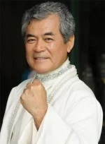 Мамору Утияма