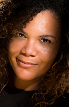 Коринн Уэллонг