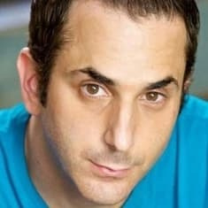 Девин Камин