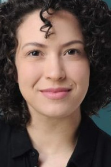 Марина Менезес