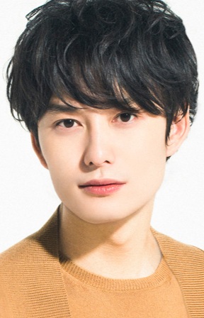 Масаки Окада