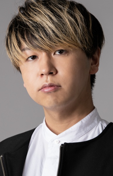 Кацуки Момма