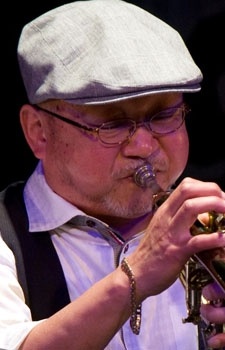 Дзюнъити Канэдзаки