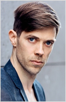 Бастиан Зирих