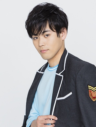 Наоюки Симодзуру