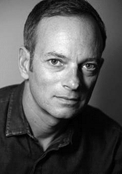 Себастьян Дежур