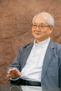 Нобуёси Косибэ