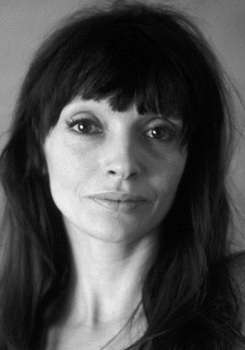 Жаклин Данно