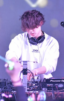 Юри Курияма