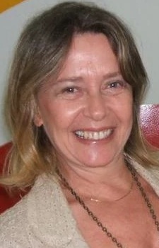 Лусия Элена