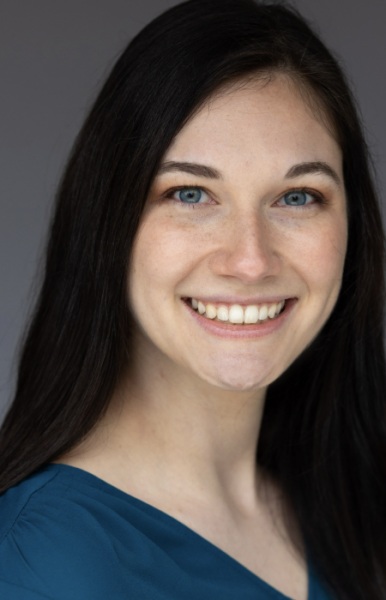 Кортни Стил