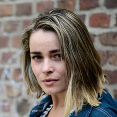 Джоанна Торинг