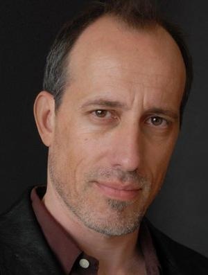 Алекс Фернандес