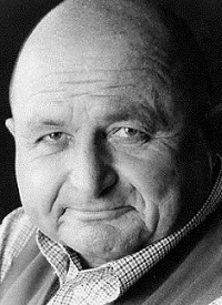 Сандро Дори