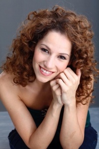 Бернадетт Ваго