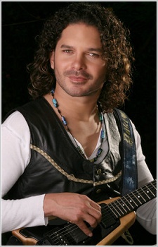 Бернардо Дуке