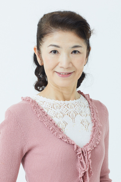 Ацуко Коганэдзава