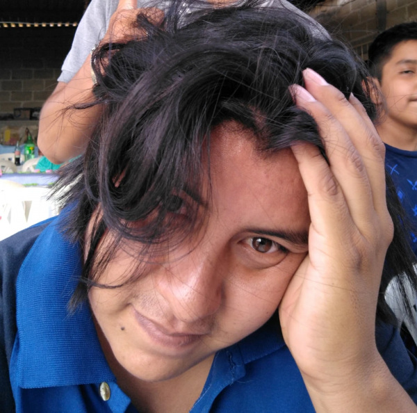 Виктор Табарес