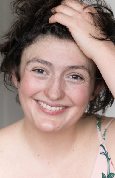 Эмили Оберто