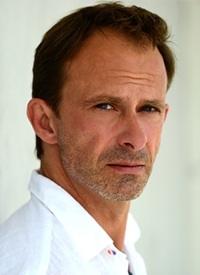 Николас Кёниг