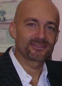 Роберто Сертома