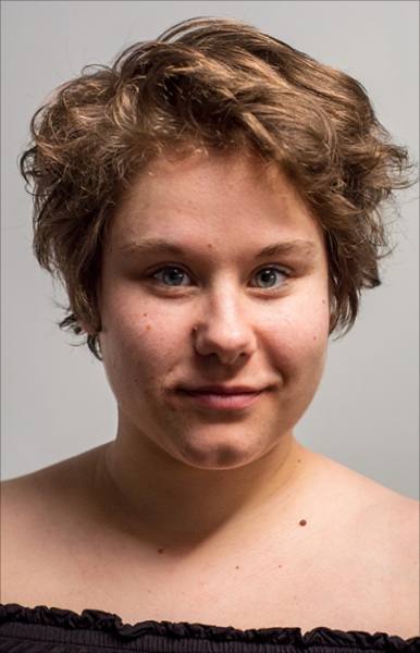 Люси Дегром