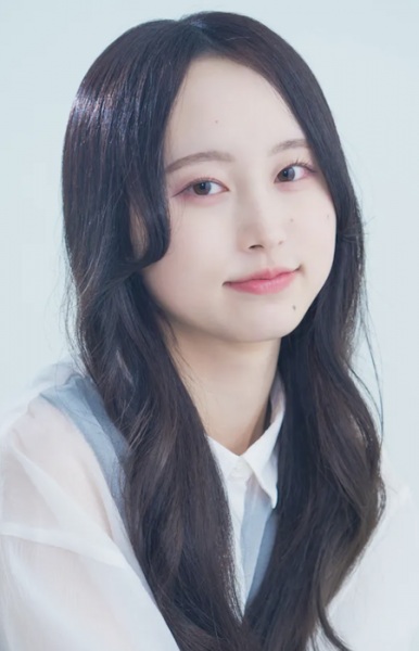 Аканэ Амасава